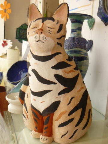 hand sculpted garden clay pottery ceramic cat frostproof