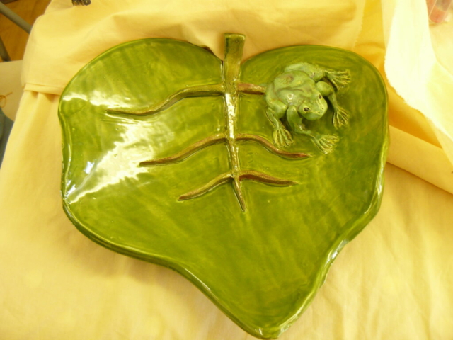 workshop adult children leaf frog clay ceramic pottery hand made