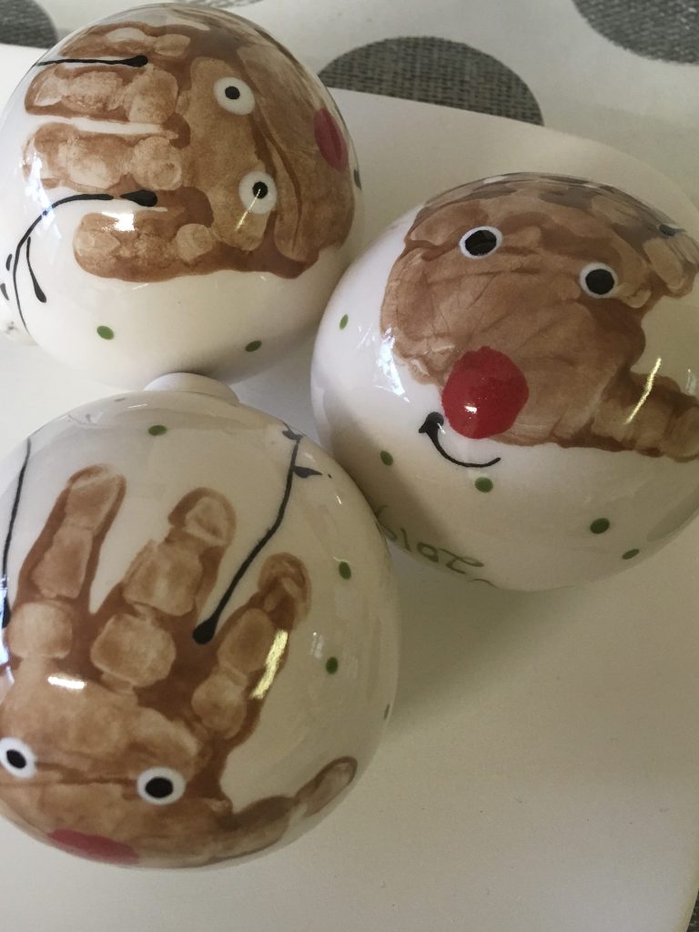 handprint baubles
